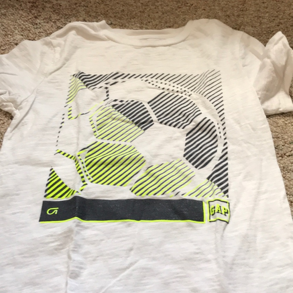 Vguc.  Gap fit shirt